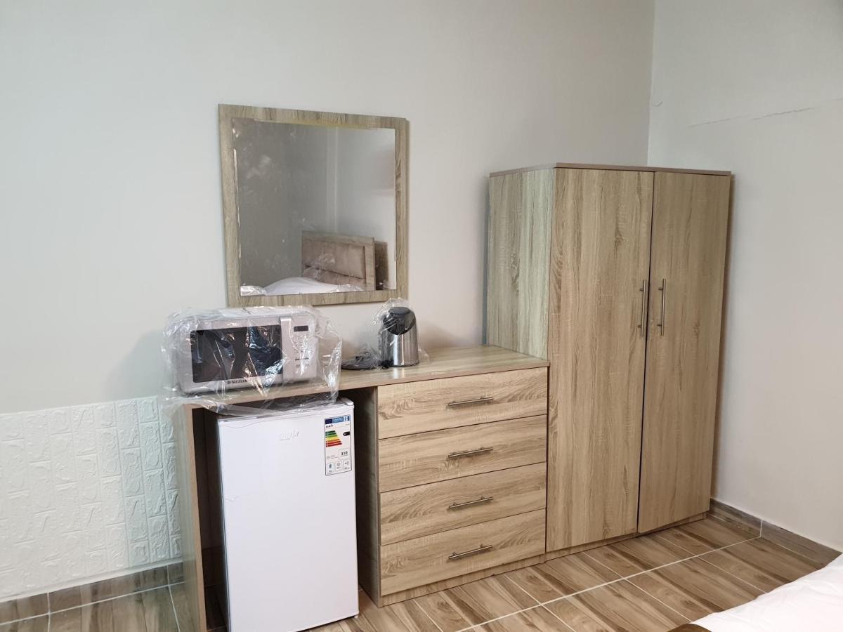 Atoom Studio Džaraš Exteriér fotografie